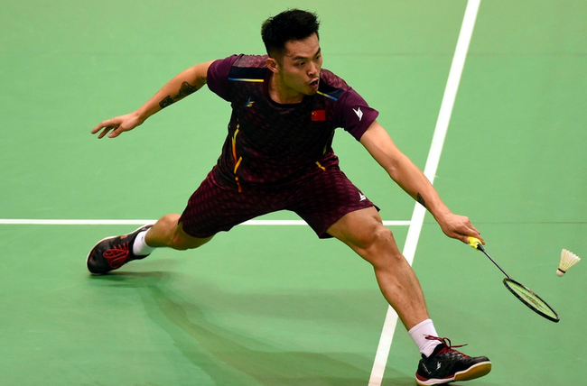 更具压迫力 更具压迫力