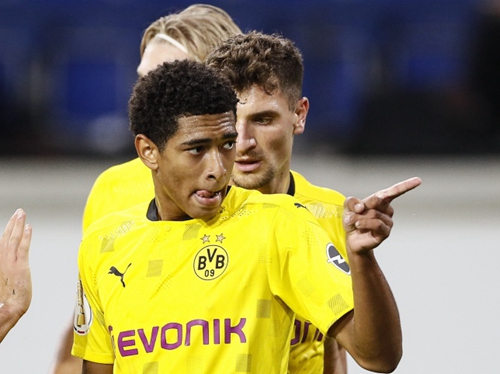 球迷在看台 球迷在看台