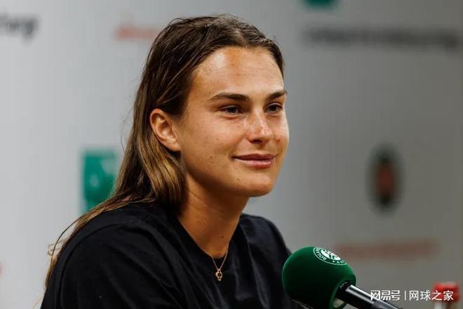 显得非常敷 显得非常敷