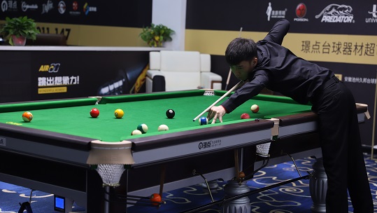 立全新的球 立全新的球